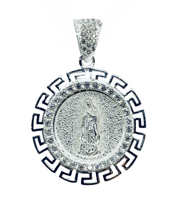 Medalla De Virgen De Guadalupe Grande Con Grecas Y Piedra