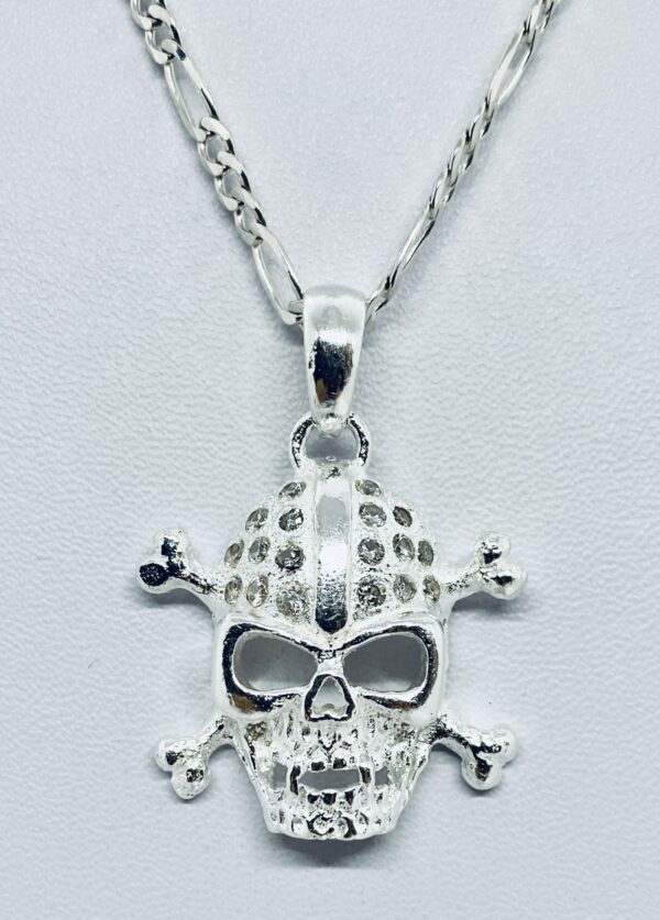 Dije De Calavera Grande Estilo Pirata Con Piedra - Imagen 3