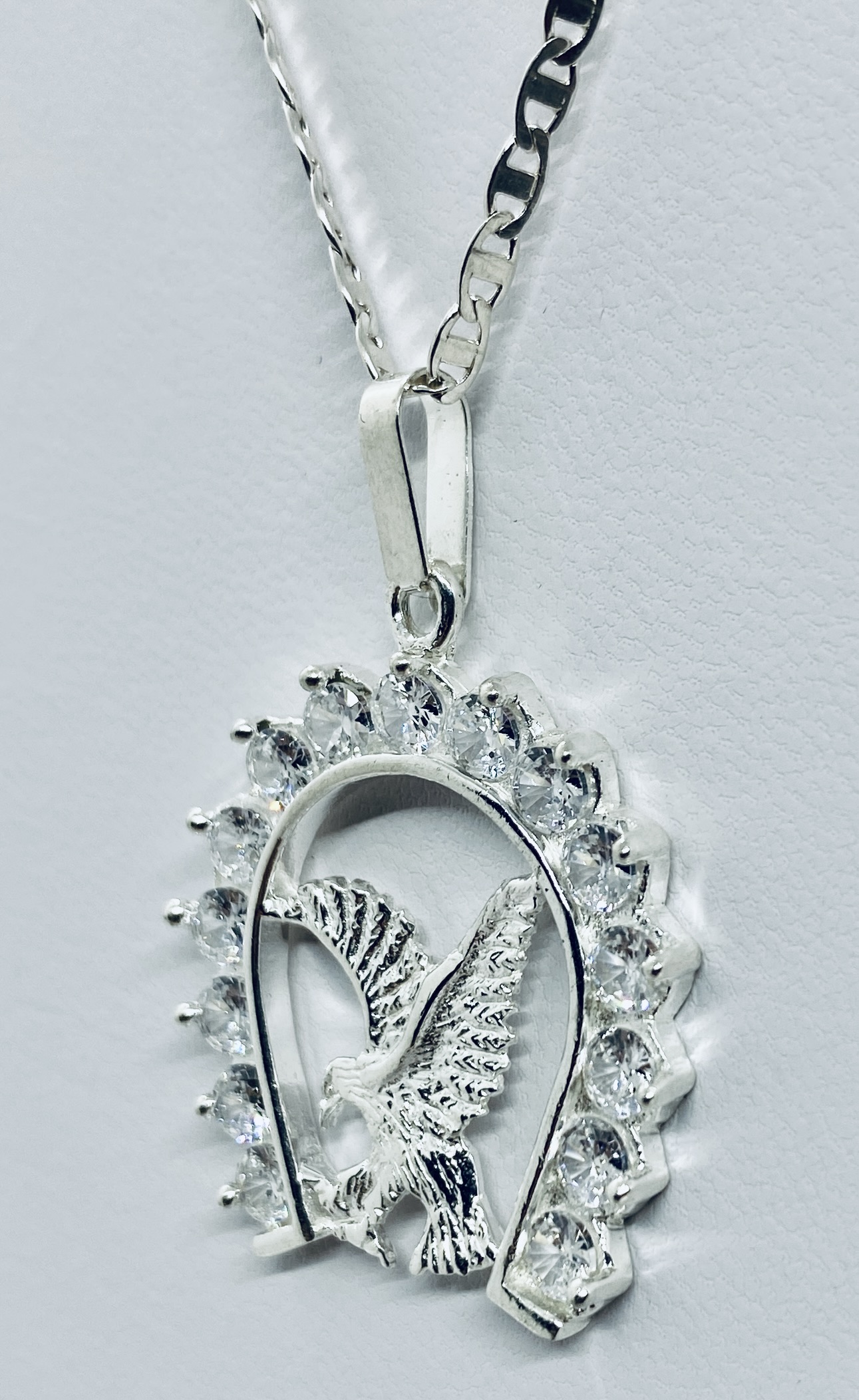 Dije De Herradura Y Águila De Plata Grande Con Piedra - Imagen 2