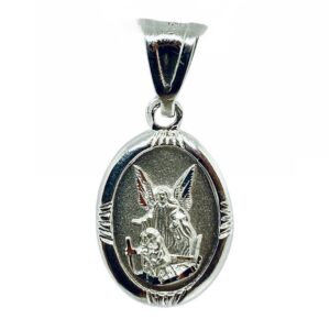 Medalla De Plata Del Ángel De La Guarda Ovalada Mateada Chica